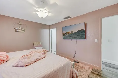 4003 W Woodscape Drive Miramar FL 33023