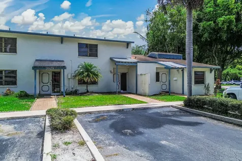 4003 W Woodscape Drive Miramar FL 33023
