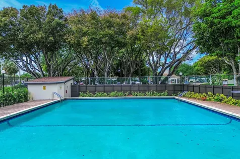 4003 W Woodscape Drive Miramar FL 33023