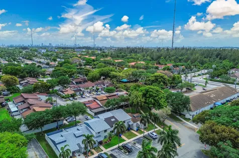 4003 W Woodscape Drive Miramar FL 33023