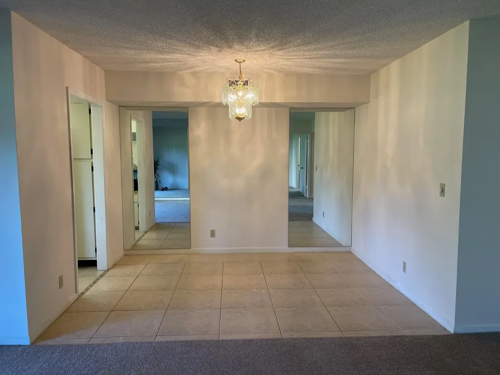 5981 Vía Vermilya Lake Worth FL 33462