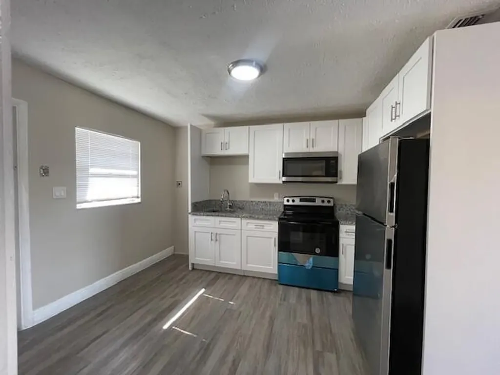 1205 Ave K Fort Pierce FL 34950