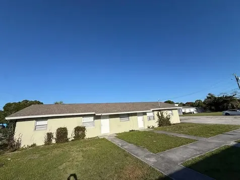 1205 Ave K Fort Pierce FL 34950