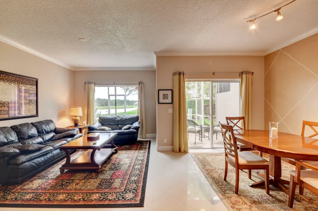 21115 Via Eden Boca Raton FL 33433
