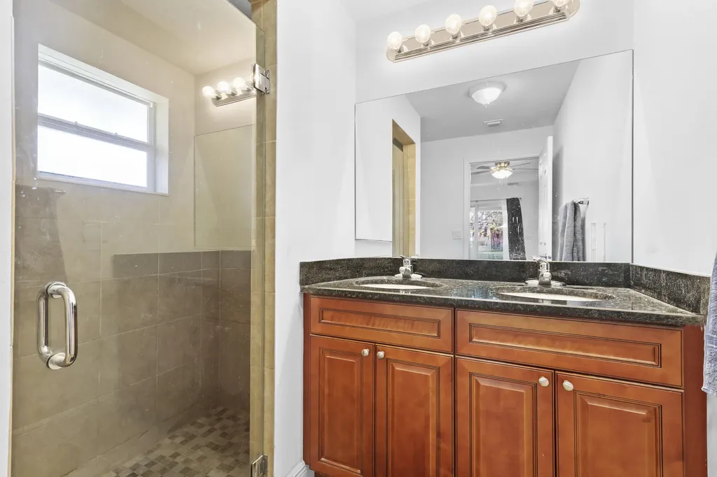 3422 State Street Lake Worth FL 33461
