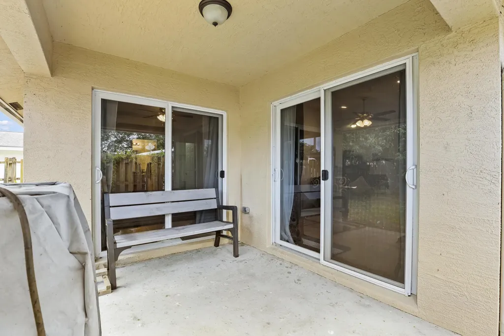3422 State Street Lake Worth FL 33461