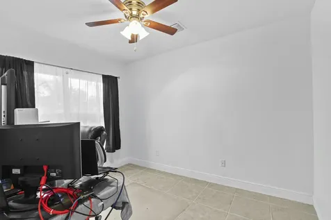 3422 State Street Lake Worth FL 33461