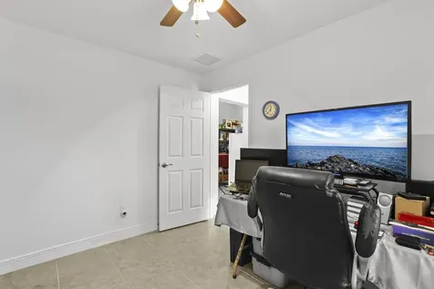 3422 State Street Lake Worth FL 33461