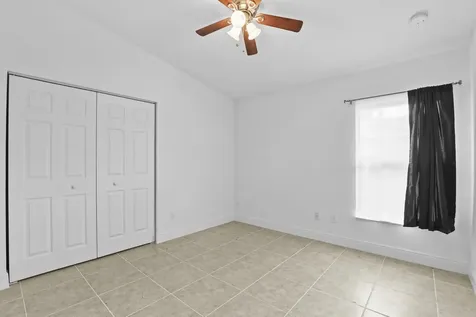 3422 State Street Lake Worth FL 33461