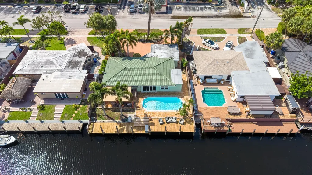 101 SE 14th Street Pompano Beach FL 33060