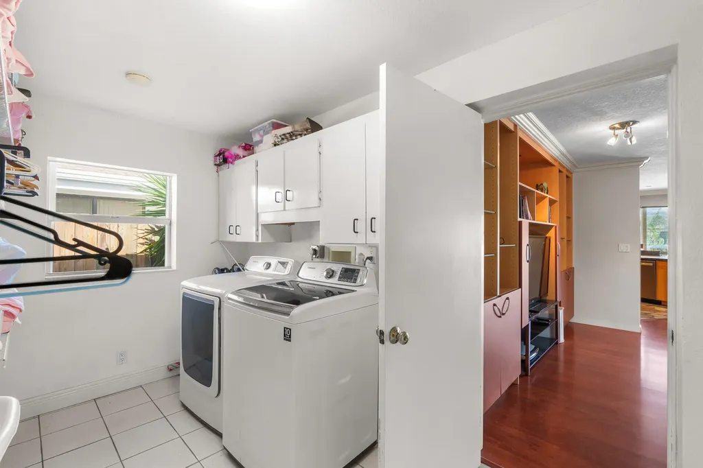 101 SE 14th Street Pompano Beach FL 33060