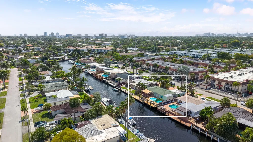 101 SE 14th Street Pompano Beach FL 33060