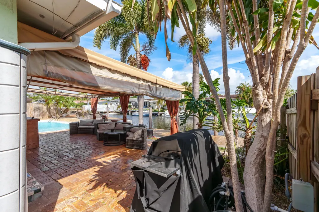 101 SE 14th Street Pompano Beach FL 33060