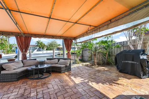 101 SE 14th Street Pompano Beach FL 33060