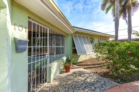 101 SE 14th Street Pompano Beach FL 33060