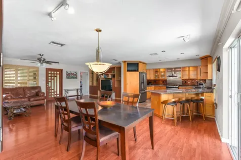 101 SE 14th Street Pompano Beach FL 33060