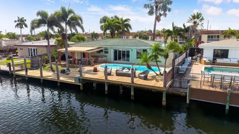 101 SE 14th Street Pompano Beach FL 33060