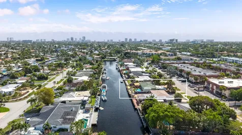101 SE 14th Street Pompano Beach FL 33060