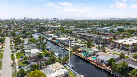 101 SE 14th Street Pompano Beach FL 33060