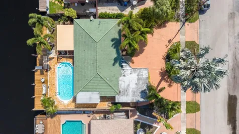 101 SE 14th Street Pompano Beach FL 33060