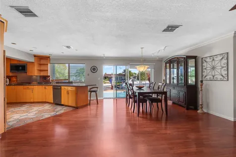101 SE 14th Street Pompano Beach FL 33060