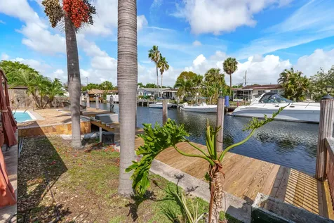 101 SE 14th Street Pompano Beach FL 33060