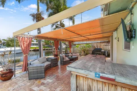 101 SE 14th Street Pompano Beach FL 33060
