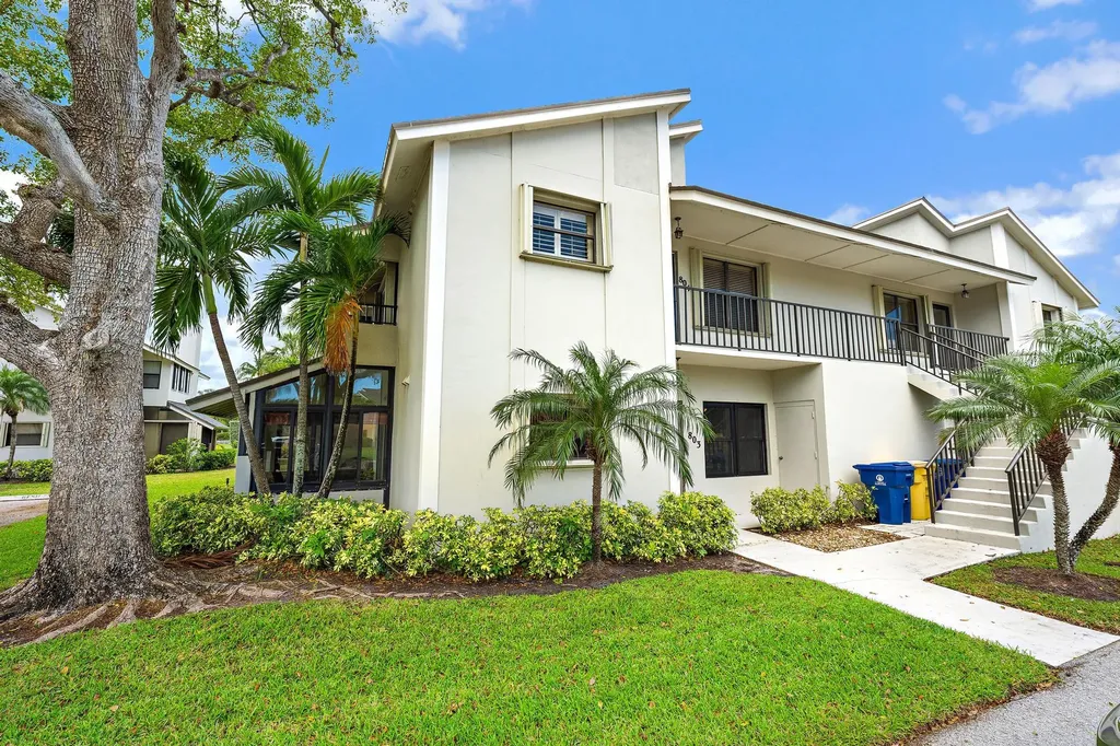 803 Clubhouse Circle Jupiter FL 33477