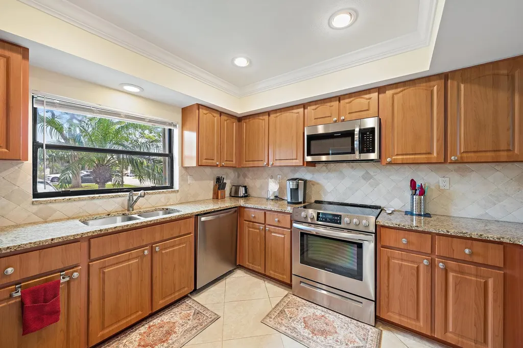 803 Clubhouse Circle Jupiter FL 33477