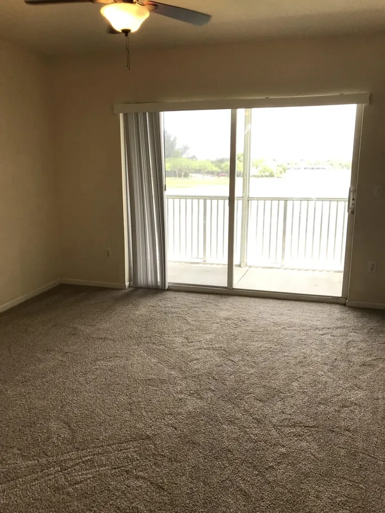 4234 Emerald Vista Lake Worth Beach FL 33461