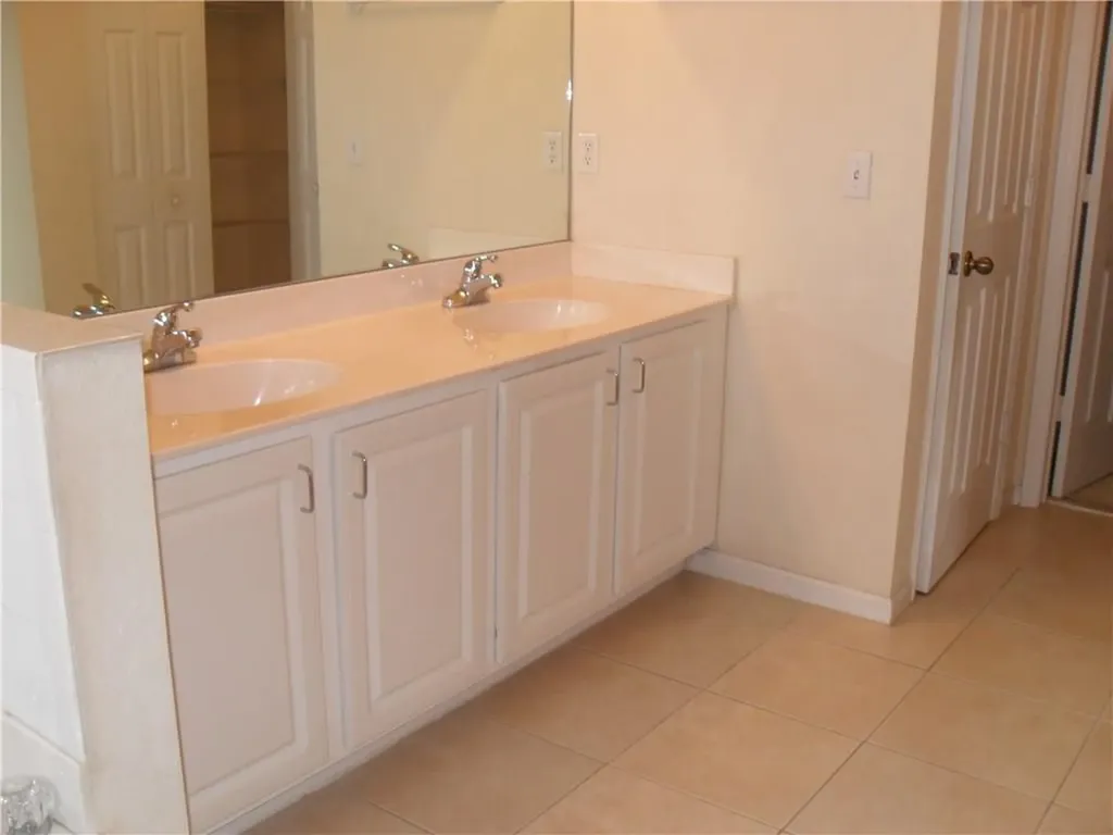 4234 Emerald Vista Lake Worth Beach FL 33461