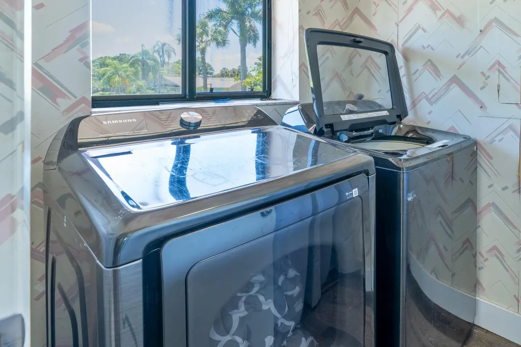 5142 Fountains Drive S Lake Worth FL 33467