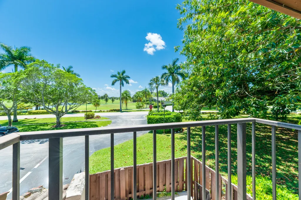 5142 Fountains Drive S Lake Worth FL 33467