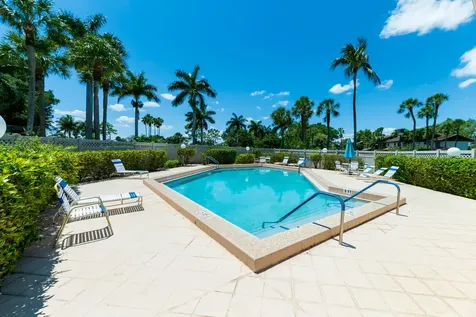 5142 Fountains Drive S Greenacres FL 33467