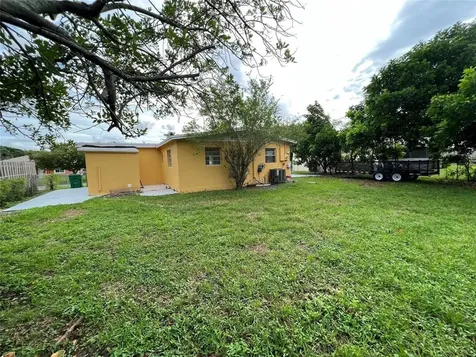 5721 SW 38th Street Davie FL 33314