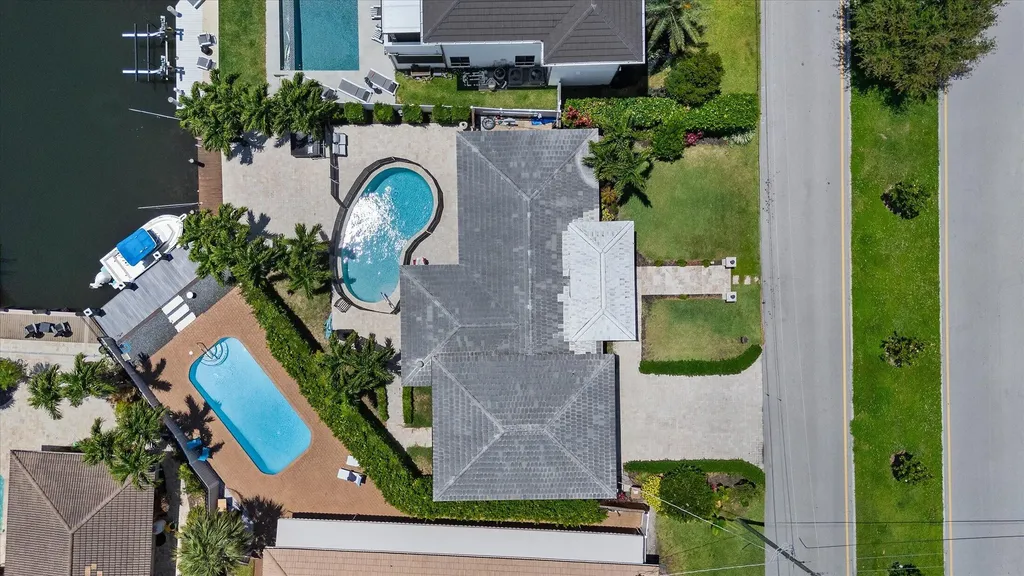 2948 NE 35th Court Lighthouse Point FL 33064