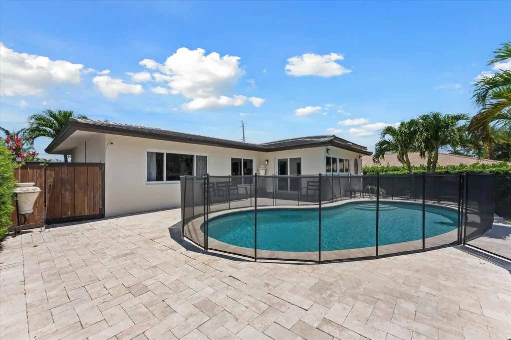 2948 NE 35th Court Lighthouse Point FL 33064