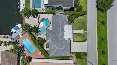 2948 NE 35th Court Lighthouse Point FL 33064