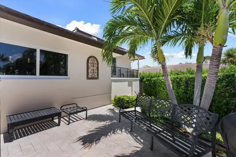 2948 NE 35th Court Lighthouse Point FL 33064