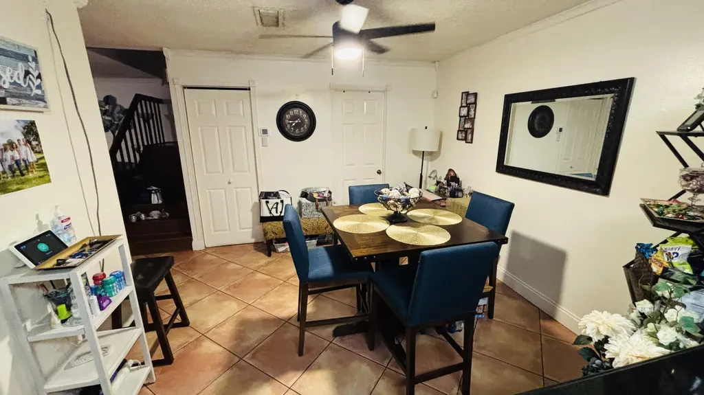 245 Woodland Road Palm Springs FL 33461