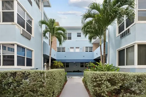 326 Harrison Street Hollywood FL 33019