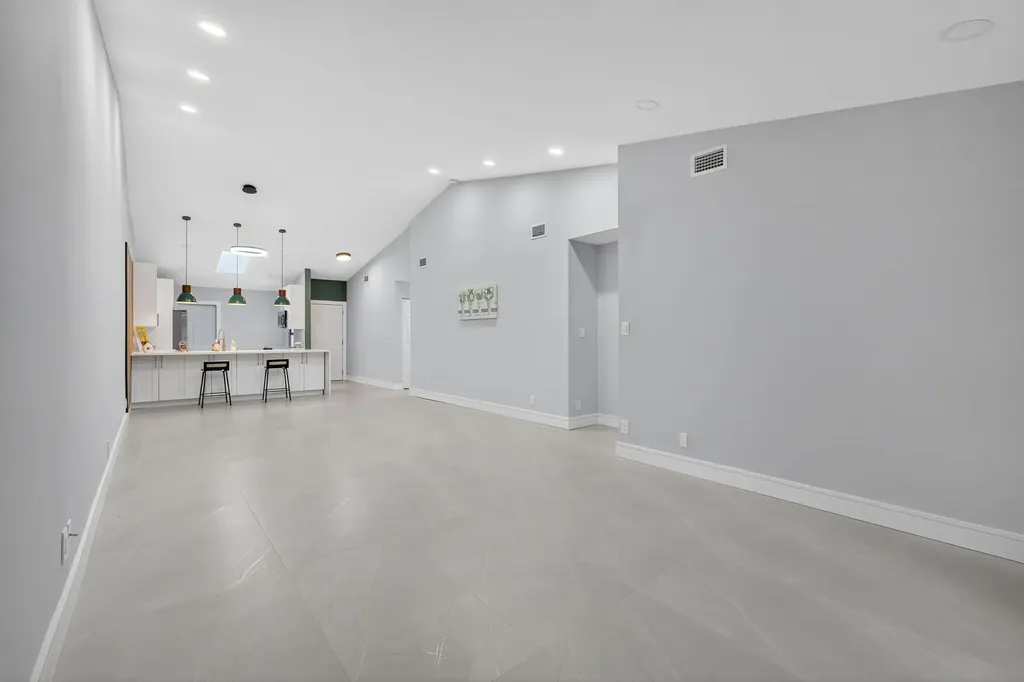 10924 Roebelini Palm Court Boynton Beach FL 33437