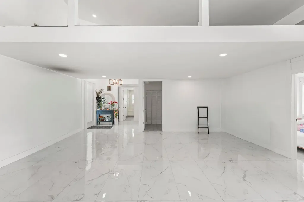 6031 NW 4th Avenue Boca Raton FL 33487