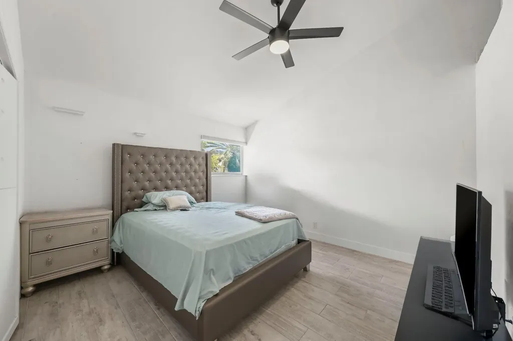 6031 NW 4th Avenue Boca Raton FL 33487