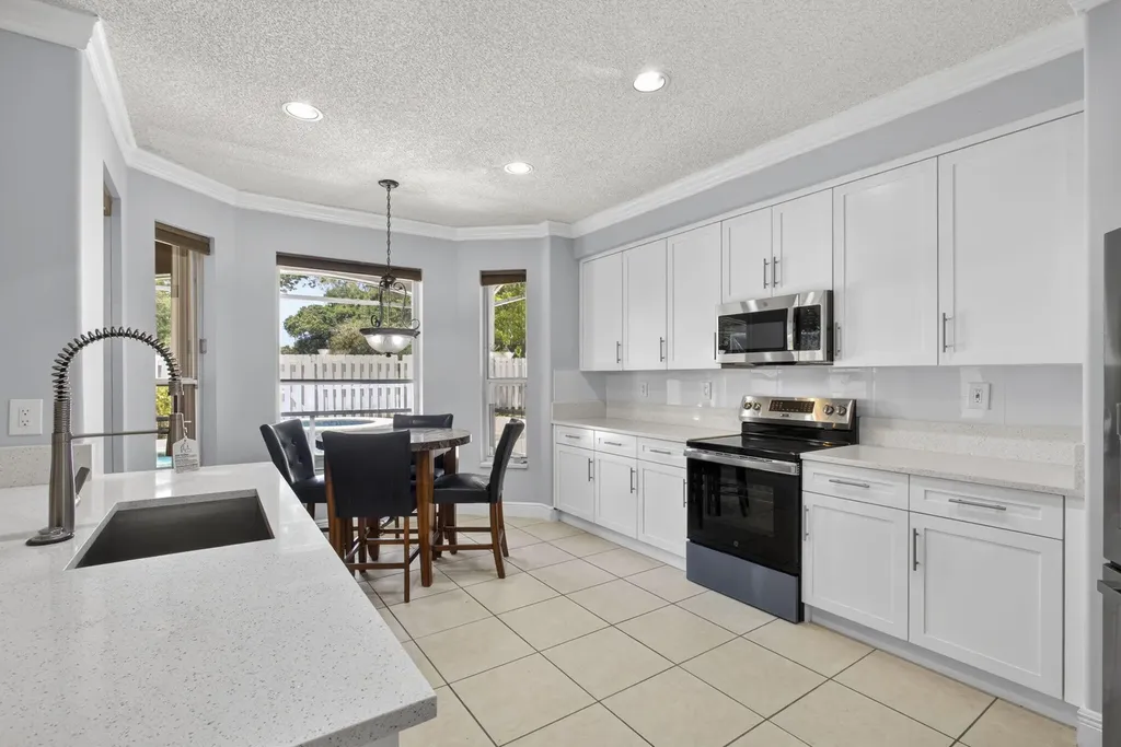6263 Shadow Tree Lane Lake Worth FL 33463