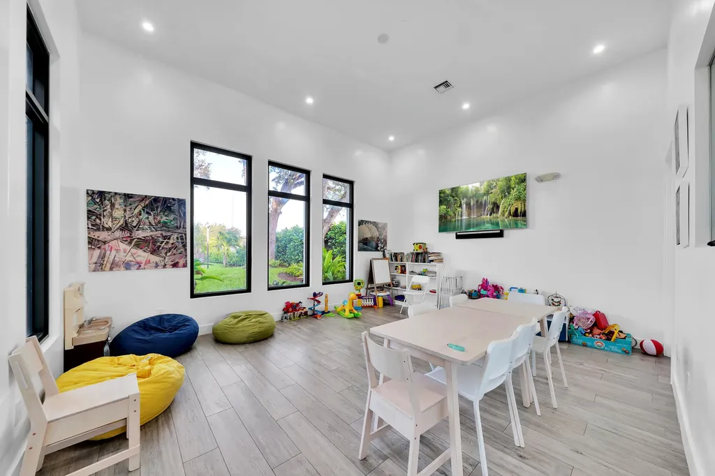 3502 Ashwood Circle Fort Lauderdale FL 33312