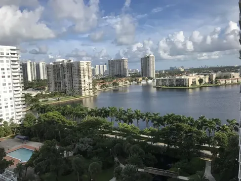 2801 NE 183rd Street Aventura FL 33160