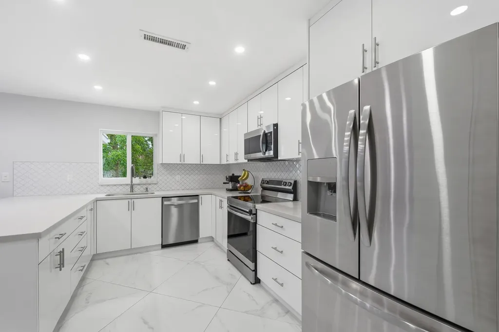 10234 Sleepy Brook Way Boca Raton FL 33428
