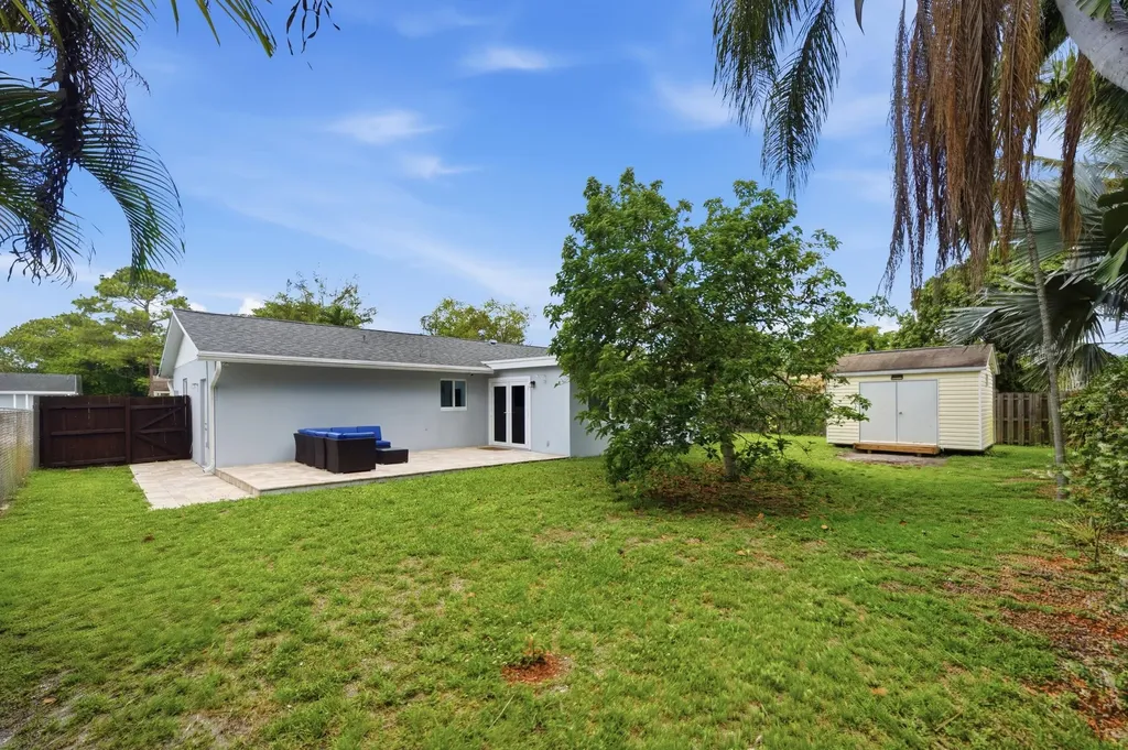 10234 Sleepy Brook Way Boca Raton FL 33428