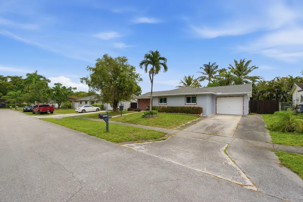 10234 Sleepy Brook Way Boca Raton FL 33428